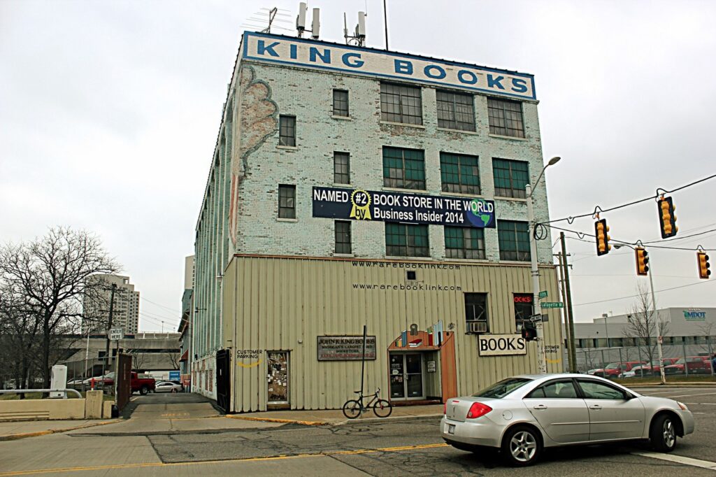 Interview with JOHN KING, owner of John K. King Used & Rare Books in Detroit - 002