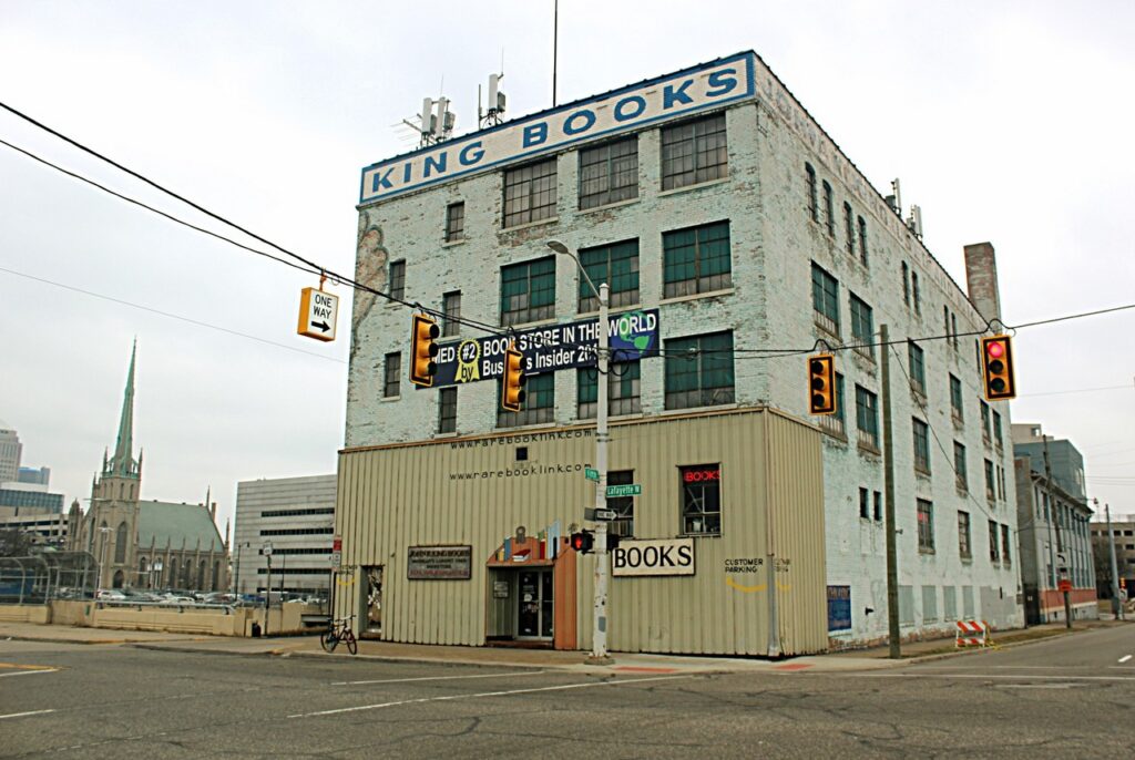 Interview with JOHN KING, owner of John K. King Used & Rare Books in Detroit - 003