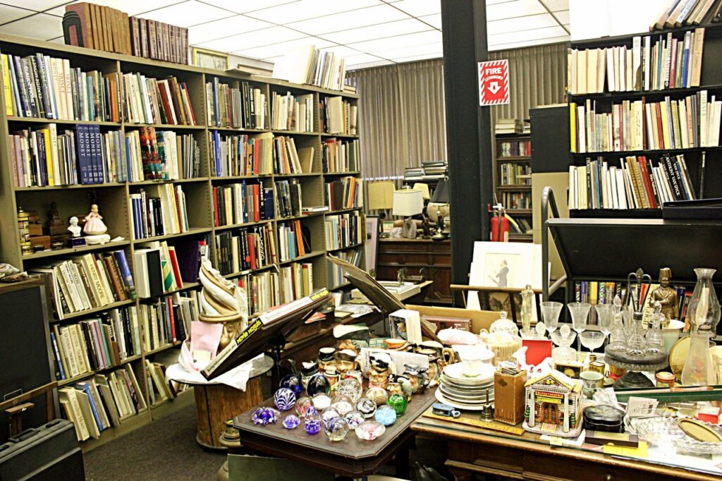 Interview with JOHN KING, owner of John K. King Used & Rare Books in Detroit - 047