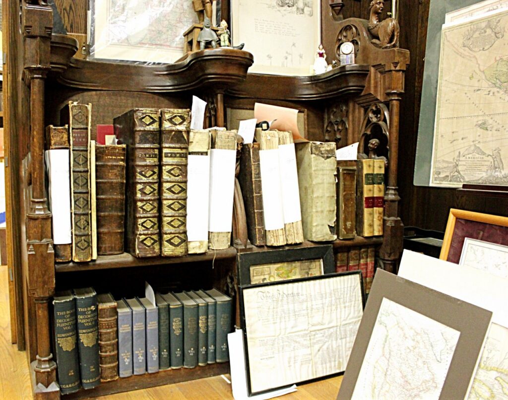 Interview with JOHN KING, owner of John K. King Used & Rare Books in Detroit - 055